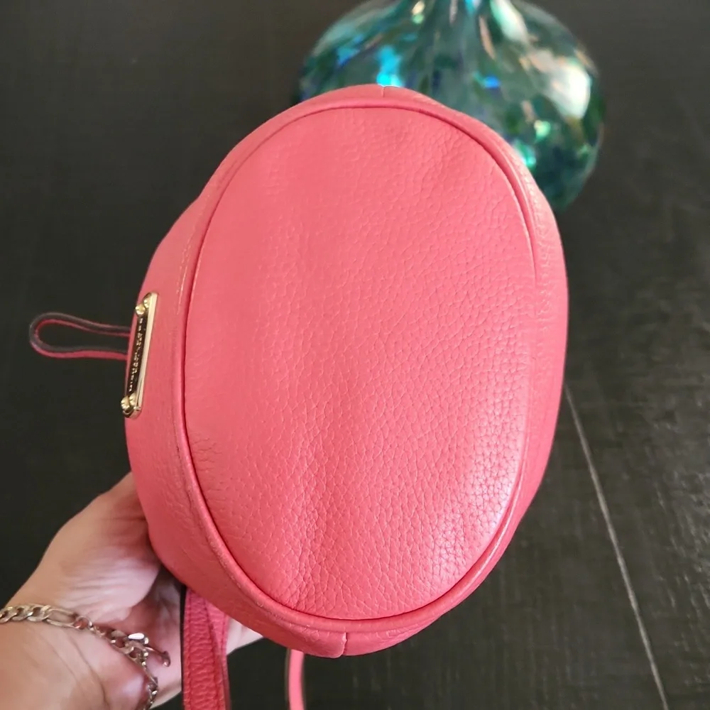 Michael kors mini bucket crossbody bag💖 - Picture 2 of 7